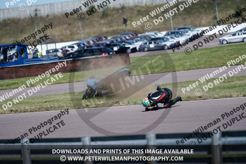 Rockingham no limits trackday;enduro digital images;event digital images;eventdigitalimages;no limits trackdays;peter wileman photography;racing digital images;rockingham raceway northamptonshire;rockingham trackday photographs;trackday digital images;trackday photos